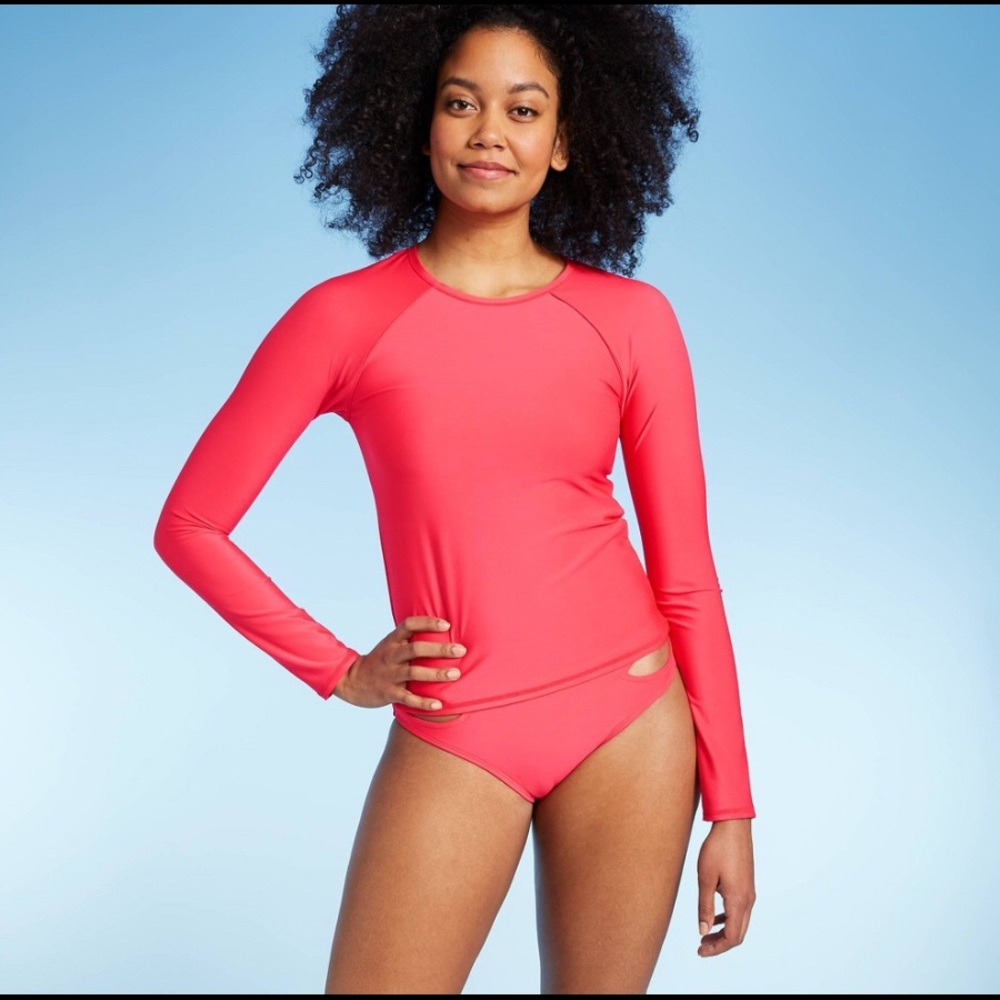 Women's Long Sleeve Crewneck Rashguard